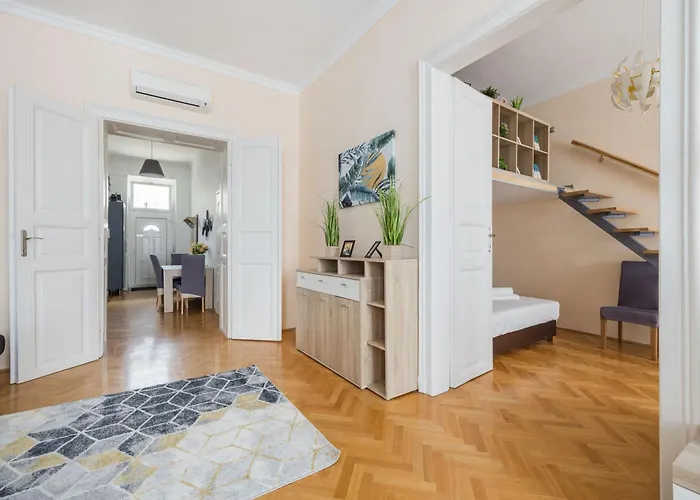 Reba Apartament *